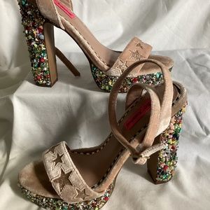 💗 BETSEY JOHNSON Kenna Sz 7 velvet platform sparkle heels